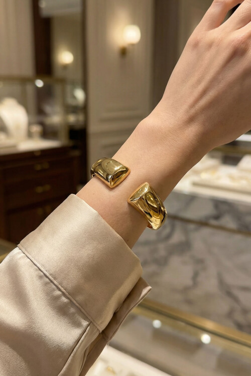 316L Çelik Kalın Kelepçe Bileklik Kadın Bilezik BCYJ-251037