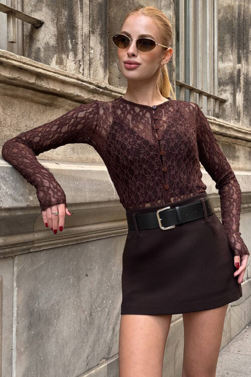 Acı Kahve Geniş Yaka Önü Düğmeli Tül Bluz BCHZCK-251265