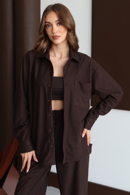 Acı Kahve Oversize Düğmeli Cepli Rahat Kesim Dokulu Uzun Kollu Gömlek BCRU-261311