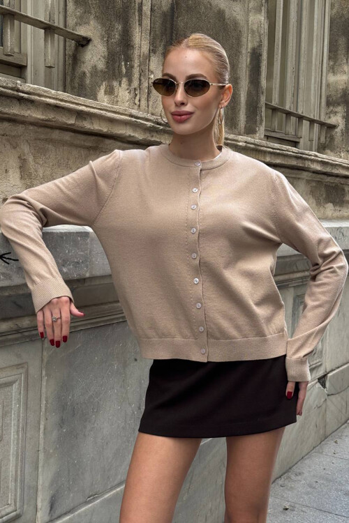 Bej Bisiklet Yaka Düğmeli Triko Hırka BCHZCK-251267