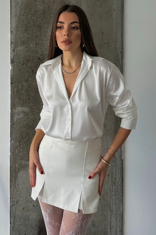 Beyaz Oversize Basic Saten Gömlek BCRU-261307