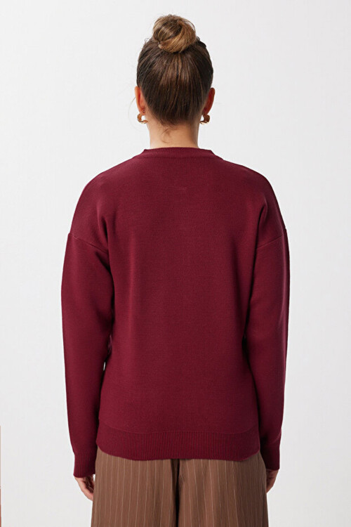 Bordo Düğmeli Çiçek Nakışlı Kışlık Triko Hırka BCVL-25T2364