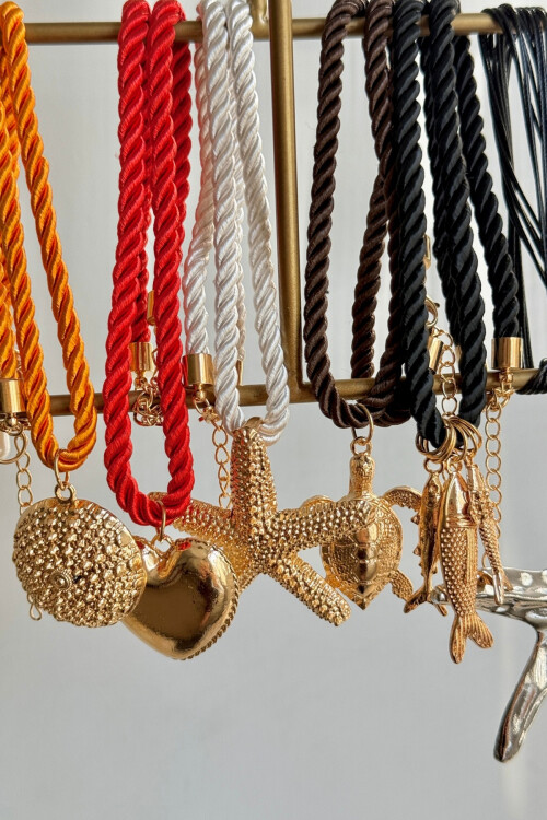 Çelik Uçlu Hasır İpli Kolye BCYJ-251049