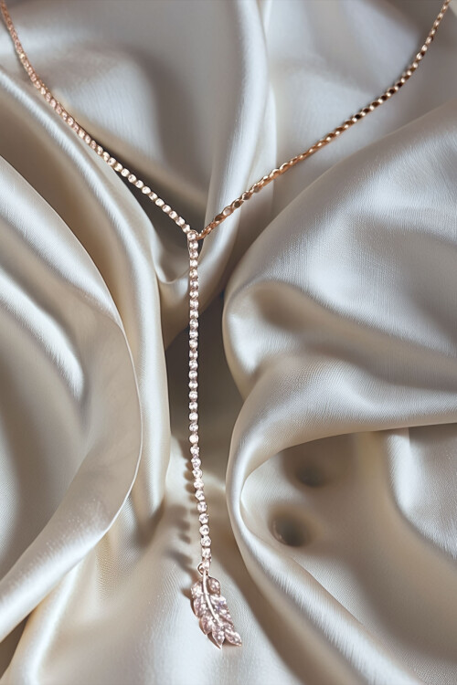 Çelik Zirkon Taşlı Su Yolu Y Kadın Kolye Gümüş Renk BCYJ-251019