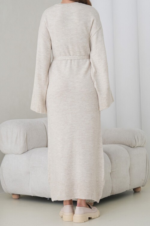 Ekru Bisiklet Yaka Kuşak Bağlamalı Uzun Triko Elbise BCHPK-251242