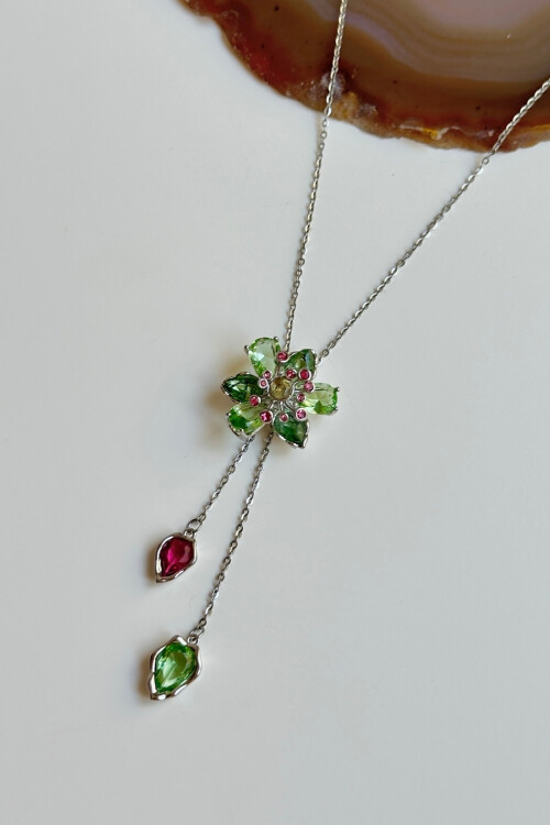 Idyllia Kolye Yeşil Çiçek Asansörlü Y Kolye Silver BCYJ-251027