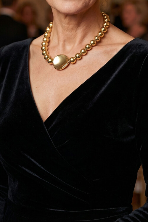 Kadın Modern Tasarım Zincir Parlak Asimetrik Boncuk Tam Tur Kadın Kolye BCYJ-251023