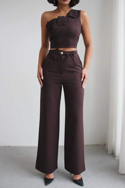 Kahve Aksesuar Detaylı Bluz Ve Pantolon Dokuma Alt Üst Takım BCHN-2526127