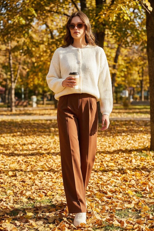 Kahverengi Beli Lastikli Düğme Kapamalı Çift Cepli Pantolon BCHAV-251229