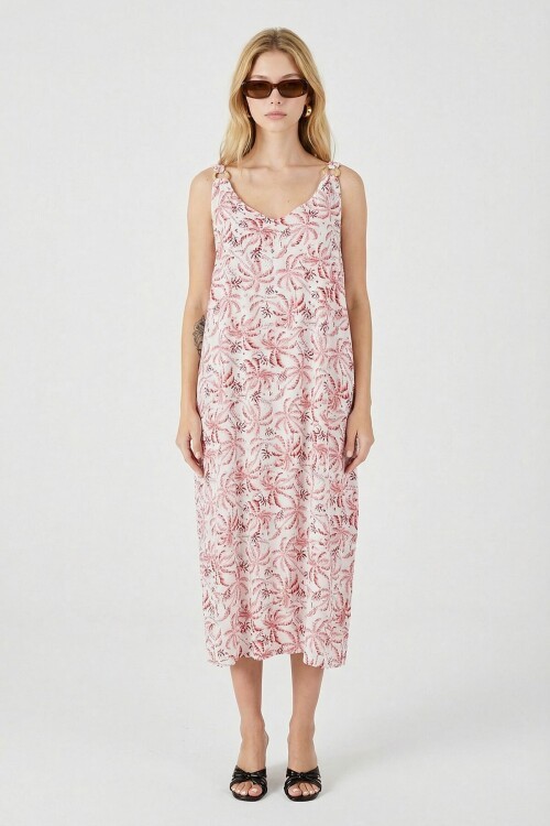 Kırmızı-Beyaz Askılı Boncuk Detaylı Çift Cepli Desenli Salaş Elbise