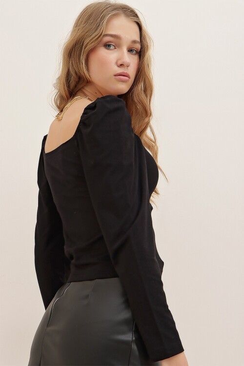 Koyu Siyah Öpücük Yaka Prenses Kol Crop Bluz