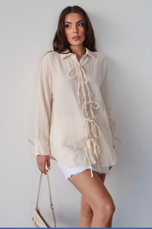 Krem Düğme Detaylı Bağlamalı Müslin Gömlek BCRU-261295