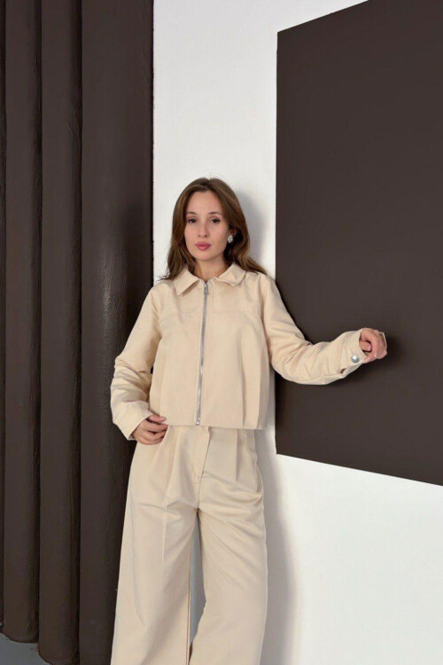 Krem Fermuarlı Ceket Ve Pileli Pantolon Dokuma Alt Üst Takım BCHN-254003