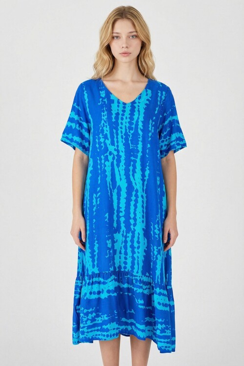 Mavi Batik Desenli V Yaka Eteği Volanlı Oversize Elbise