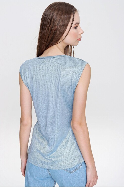 Mavi Yumuşak Dokulu V Yaka Bluz