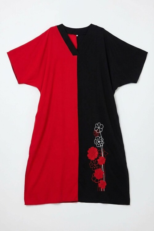 Kırmızı V Yaka Nakış İşlemeli Renk Bloklu Uzun Boy Gömlek Elbise