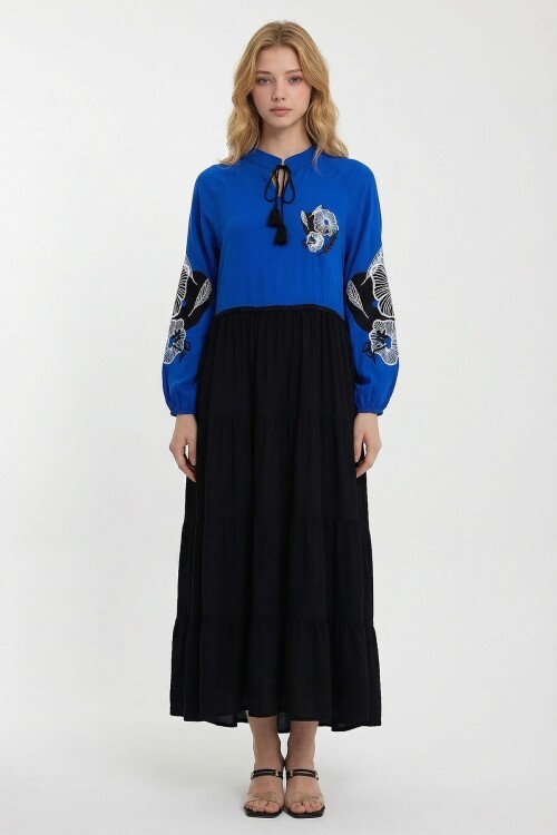 Saks Hakim Yaka Nakış İşlemeli Renk Bloklu Uzun Boy Gömlek Elbise