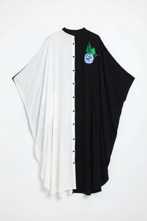 Siyah Beyaz Nakış İşlemeli Maxi Boy Dokuma Viscon Elbise