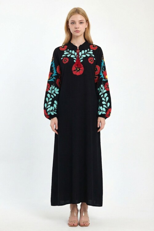 Siyah Hakim Yaka Nakış İşlemeli Uzun Boy Dokuma Elbise