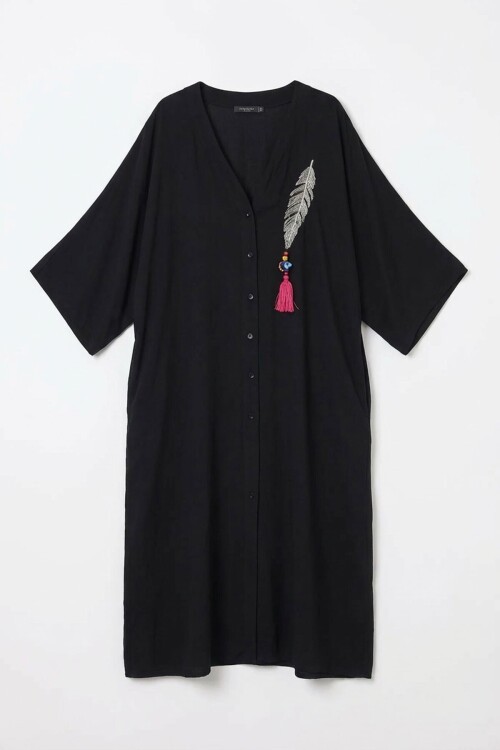 Siyah Nakış İşlemeli Maxi Boy Dokuma Viscon Elbise