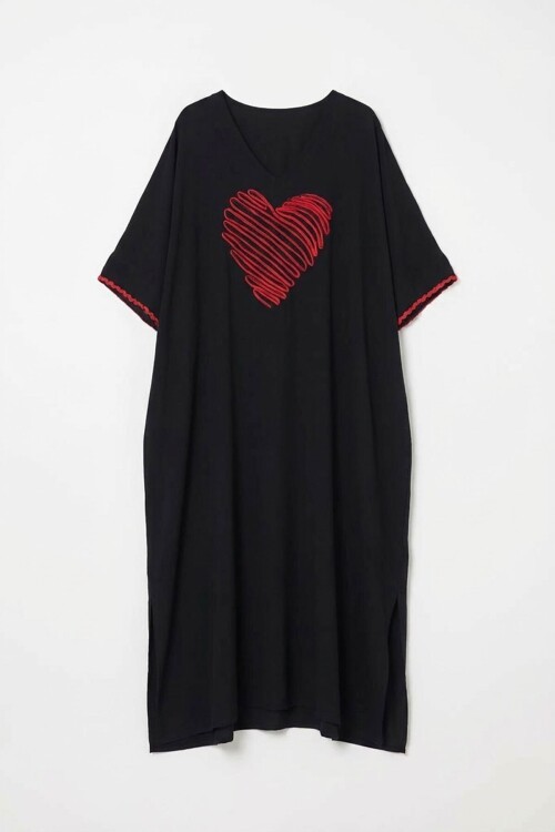 Siyah Nakış İşlemeli Maxi Boy Dokuma Viscon Elbise