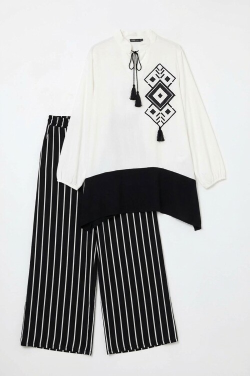 Siyah Renk Bloklu Çizgili Pantolon Ve Uzun Tunik Alt Üst Takım