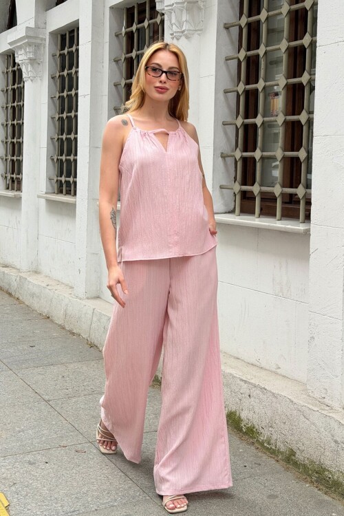 Pembe İp Askılı Kendinden Dokulu Alt Üst Takım 