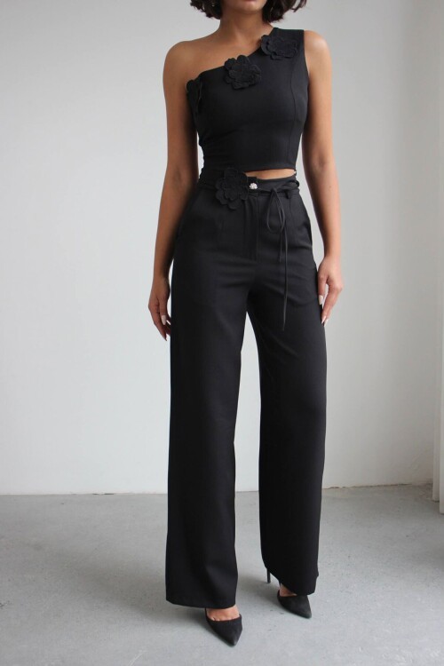 Siyah Aksesuar Detaylı Bluz Ve Pantolon Dokuma Alt Üst Takım BCHN-2526127