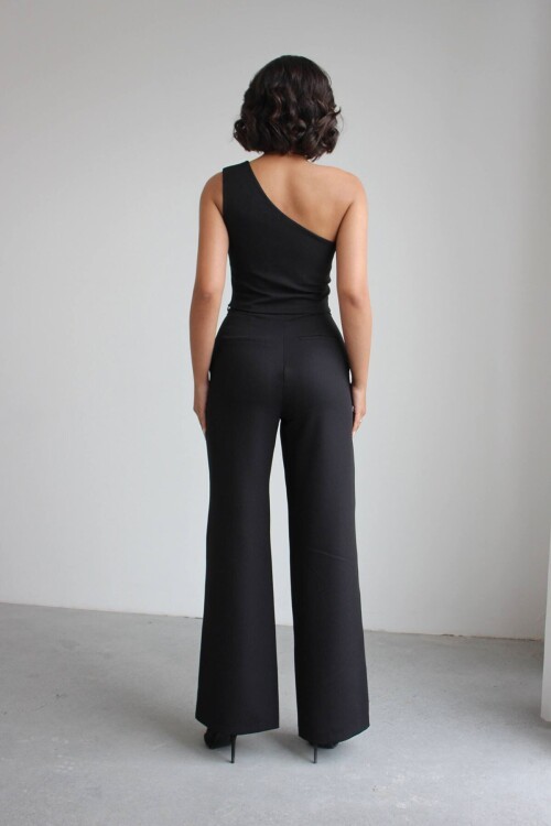 Siyah Aksesuar Detaylı Bluz Ve Pantolon Dokuma Alt Üst Takım BCHN-2526127