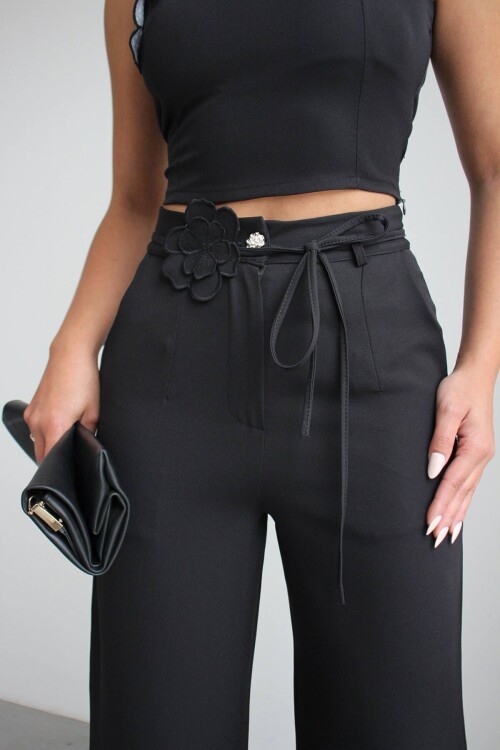 Siyah Aksesuar Detaylı Bluz Ve Pantolon Dokuma Alt Üst Takım BCHN-2526127