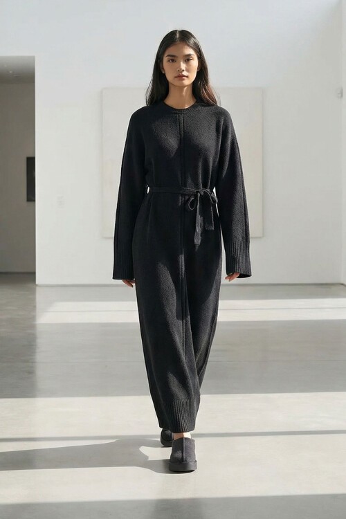 Siyah Bisiklet Yaka Kuşak Bağlamalı Uzun Triko Elbise BCHPK-251242