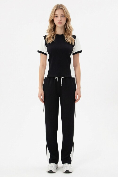 Siyah Blok Detaylı Yumuşak Dokulu Modal Kumaş Alt Üst Takım BCHN-2626126