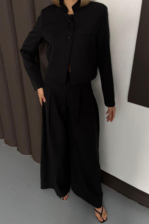 Siyah Çift Düğmeli Ceket Ve Pileli Dokuma Pantolon Alt Üst Takım BCHN-254005