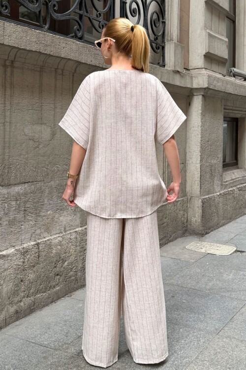 Siyah Çizgili Yandan Düğmeli Alt Üst Keten Takım 