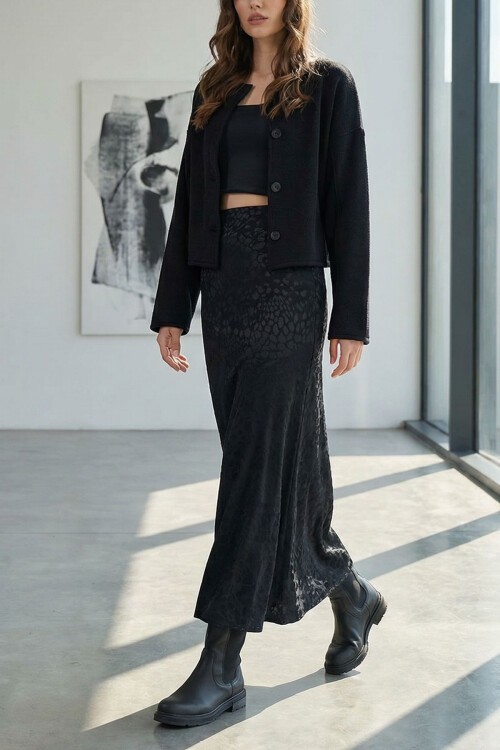 Siyah Desenli Fermuar Kapamalı Midi Boy Etek BCHCA-251234