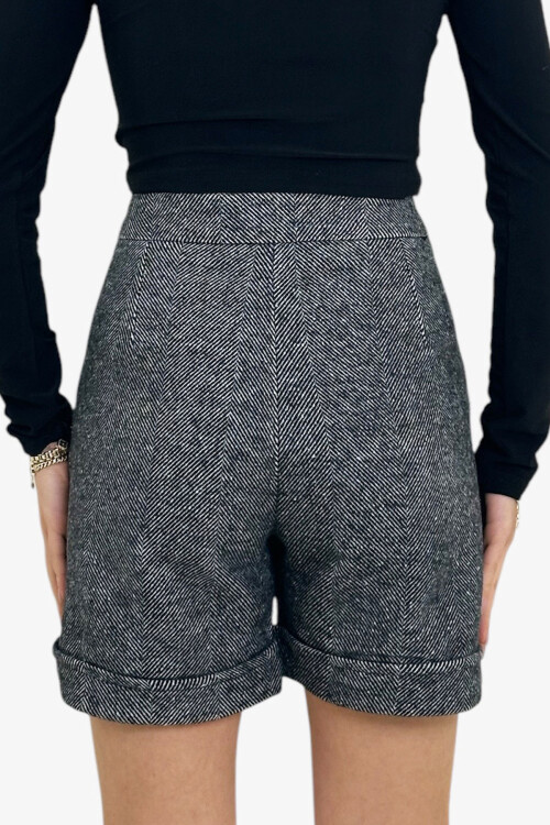 Siyah Duble Paça Çift Cepli Kışlık Kaşe Şort BCHNV-251220