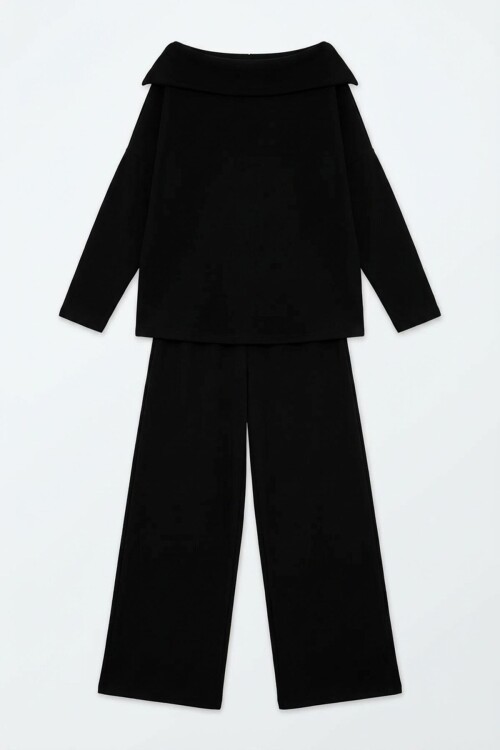 Siyah Düşük Yaka Rahat Kesim Yumuşak Dokulu Bluz Ve Pantolon Alt Üst Takım