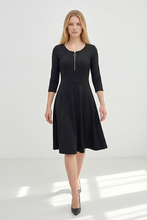 Siyah Göğüs Fermuar Detaylı Eteği Fırfırlı Modal Kumaş Elbise