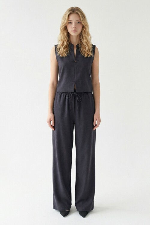 Siyah Hakim Yaka Bluz Ve Beli Lastikli Dokuma Pantolon Alt Üst Takım BCHN-2626821