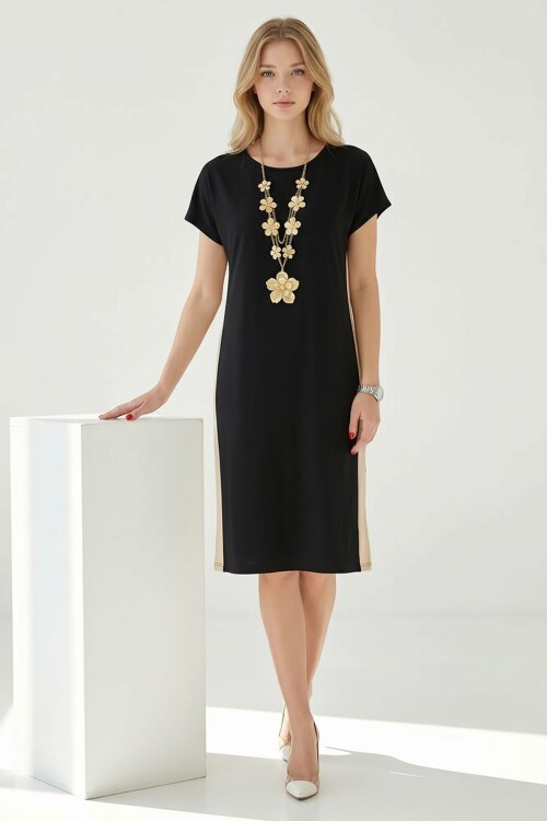 Siyah Yanları Beyaz Şeritli Modal Kumaş Elbise