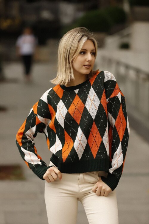 Turuncu Baklava Desenli Renk Bloklu Kışlık Triko Kazak BCES-253017