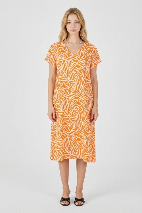 Turuncu Beyaz Derin V Yaka Kısa Kollu Çizgi Desenli Midi Boy Elbise