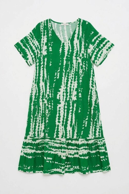 Yeşil Batik Desenli V Yaka Eteği Volanlı Oversize Elbise