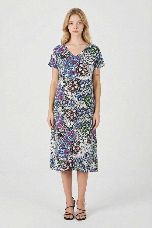 Yeşil Çiçekli V Yaka Kısa Kollu Midi Boy Desenli Elbise