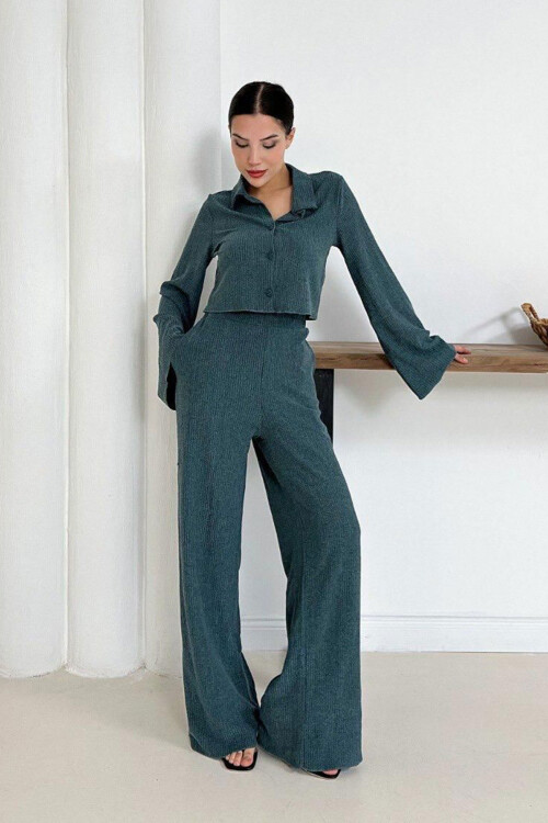 Yeşil Düğme Detaylı Bluz Ve Salaş Pantolon Alt Üst Örme Kumaş Takım BCHN-254000
