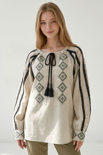 Bej Nakışlı Bağcıklı Bluz