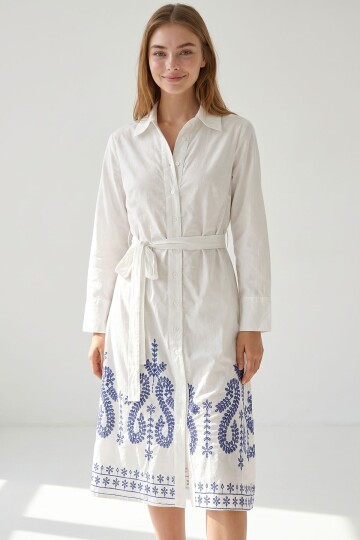 Beyaz Eteği Nakış İşlemeli Poplin Gömlek Elbise