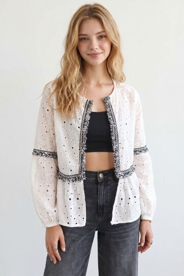 Beyaz Şerit Detaylı Fisto Dokuma Ceket