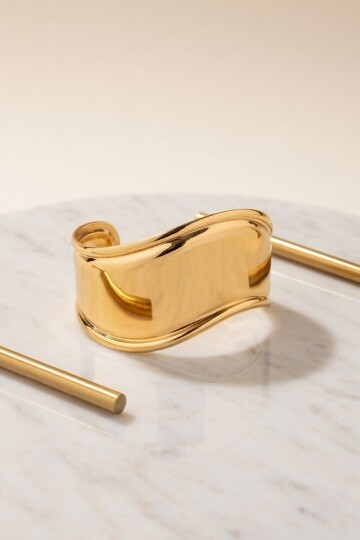 Gold Kıvrımlı Geniş Bileklik