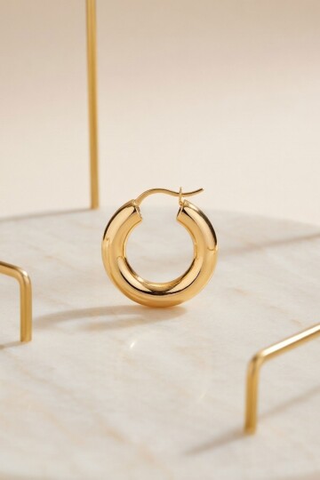 Gold Oval Kenarlı Mini Halka Küpe